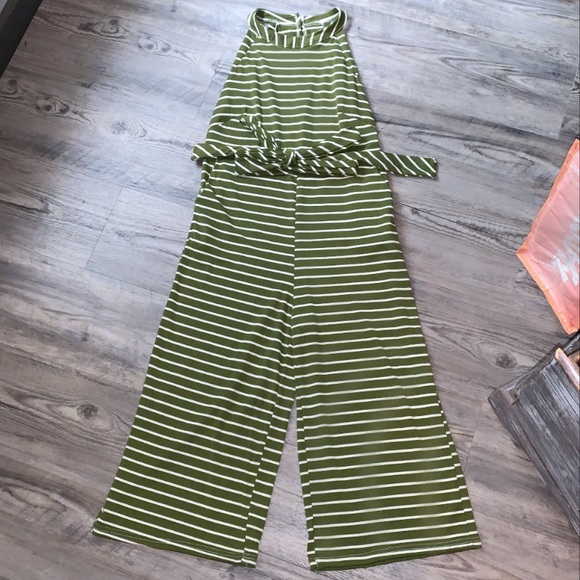 Dresses & Skirts - BRAND NEW jumpsuit